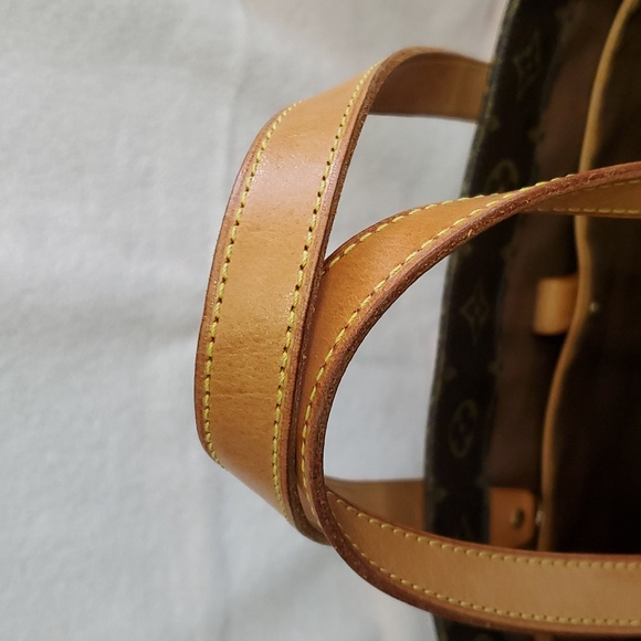 Louis vuitton Vavin PM Authentic - Picture 4 of 17